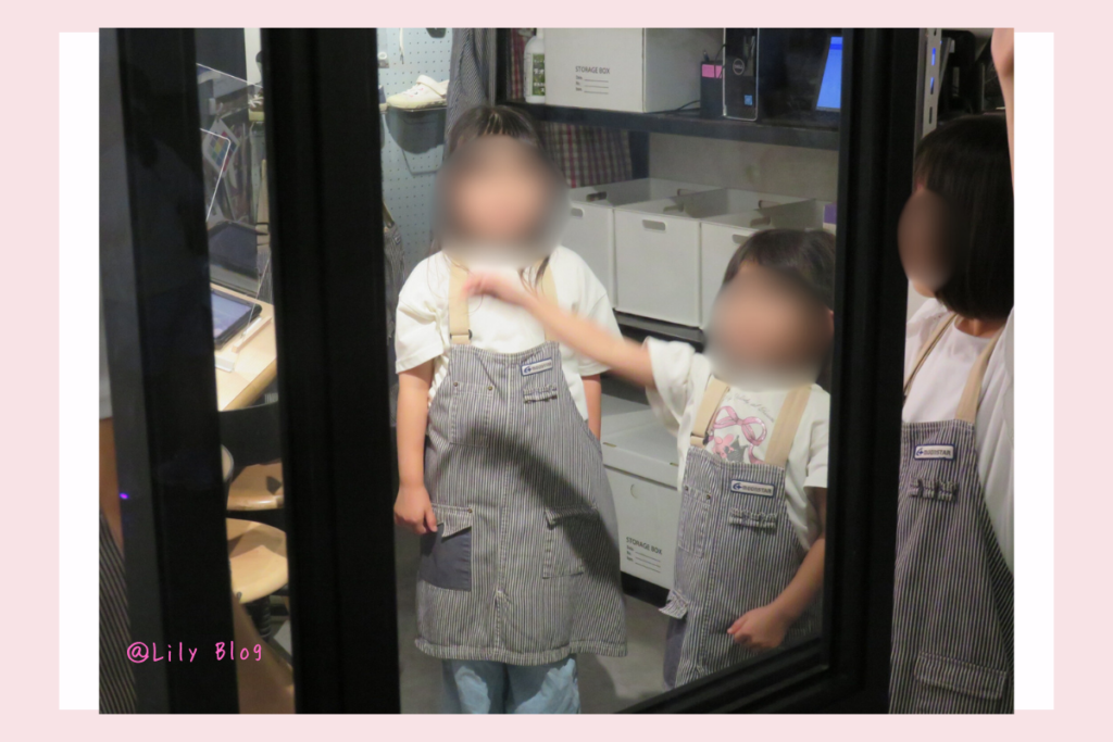 キッザニア　靴屋さん